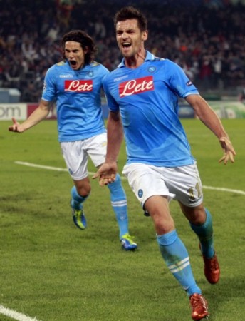 年轻中锋申 年轻中锋申